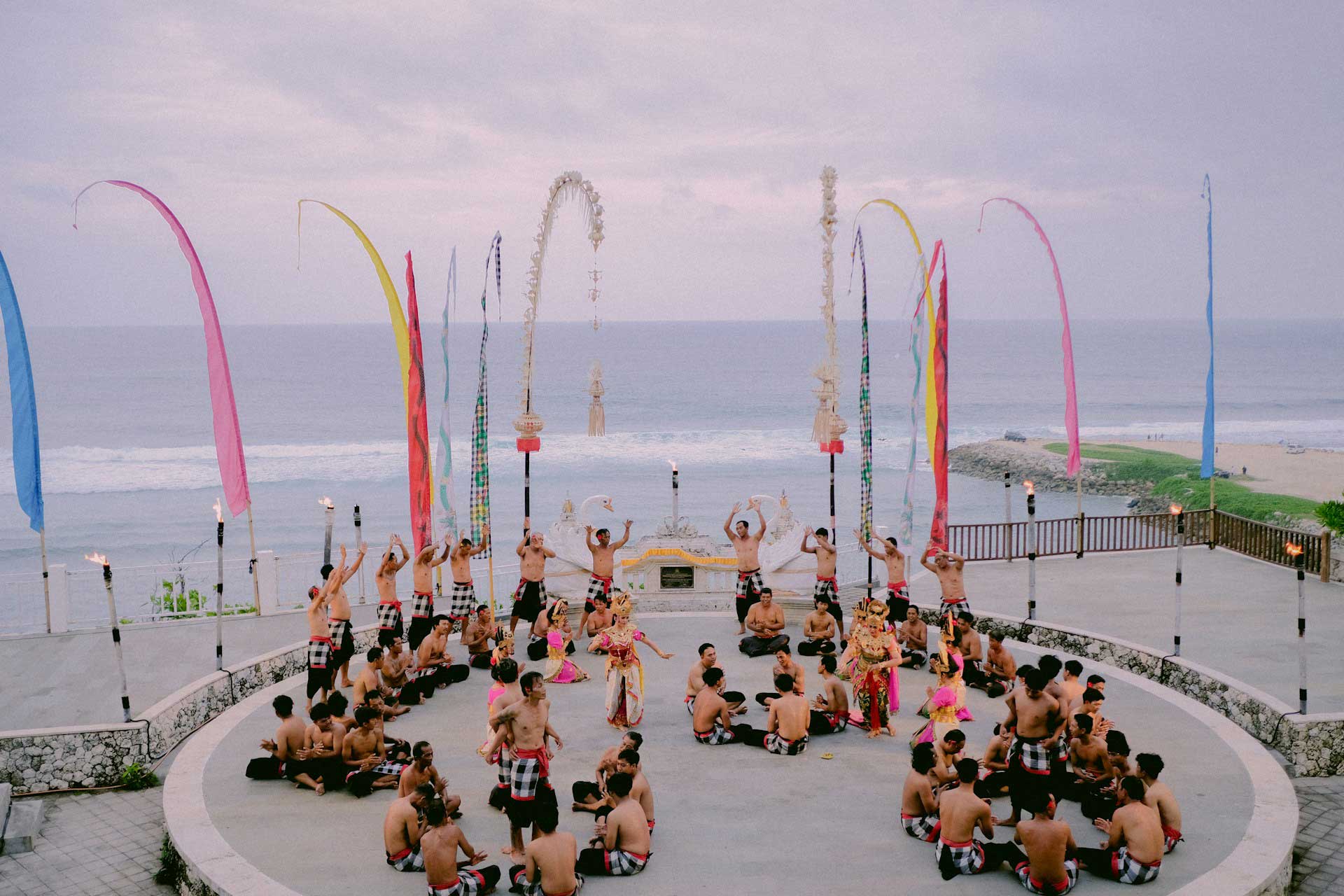 gede-yoga-5UbgmApzdFA-unsplash